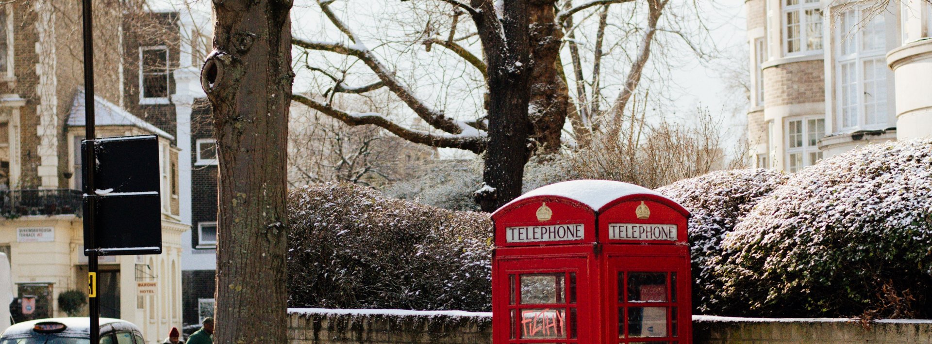 Winter-bills-energy-crisis-telephone-box